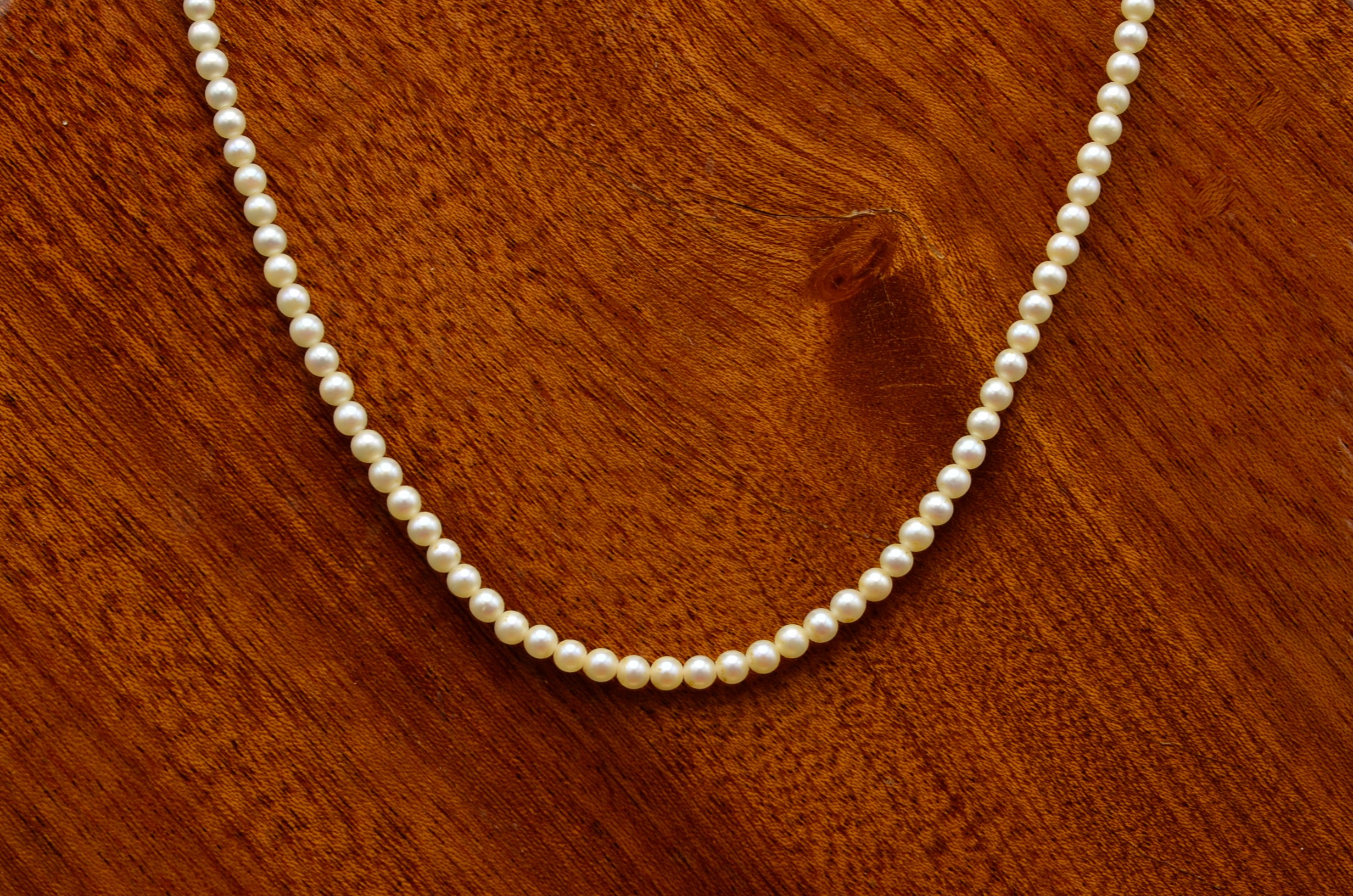 Four Layered Pearl Necklace – Elaa