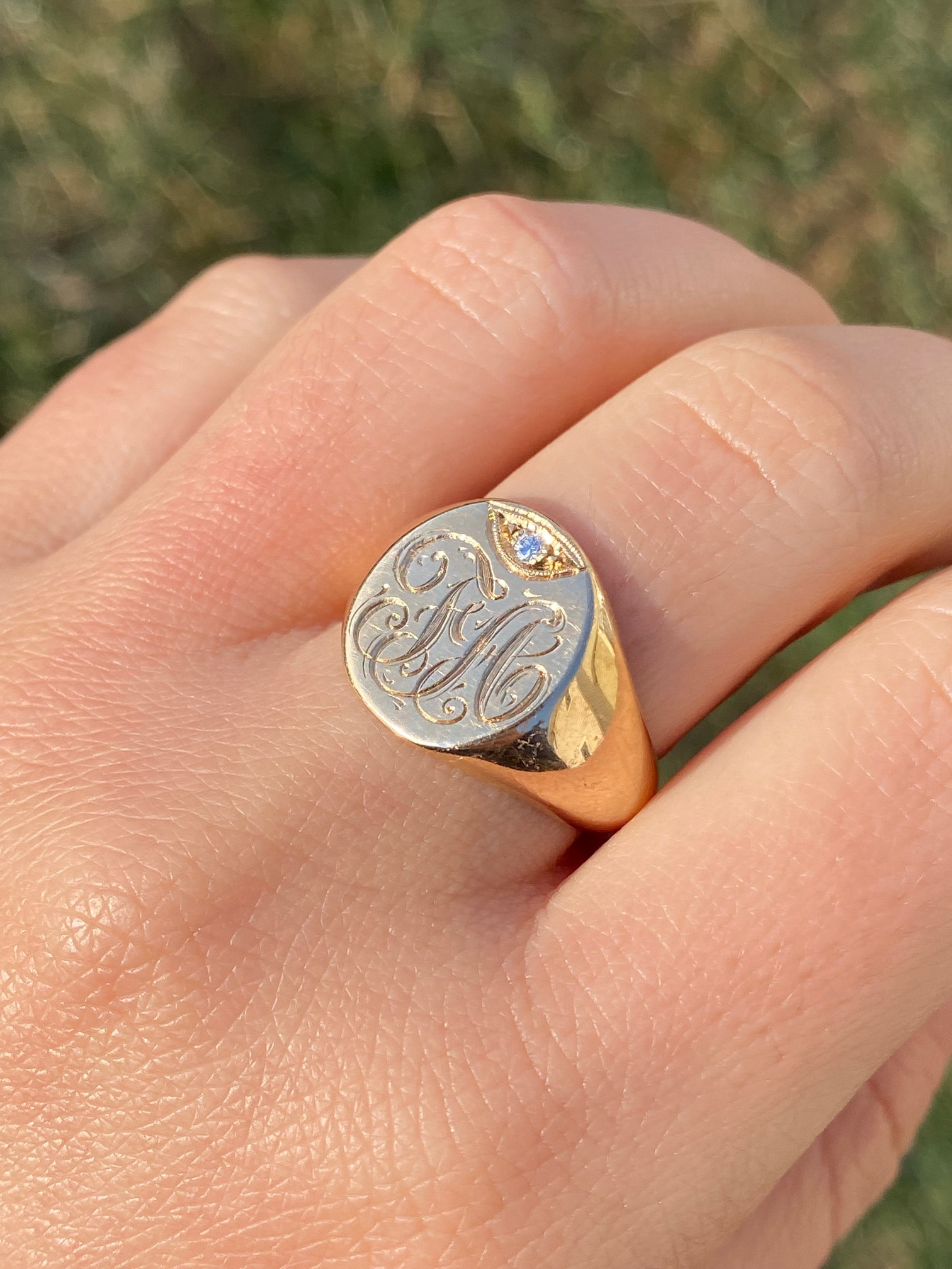 Vintage Ring Medieval Ring Carved Ring Manly Ring Crest 
